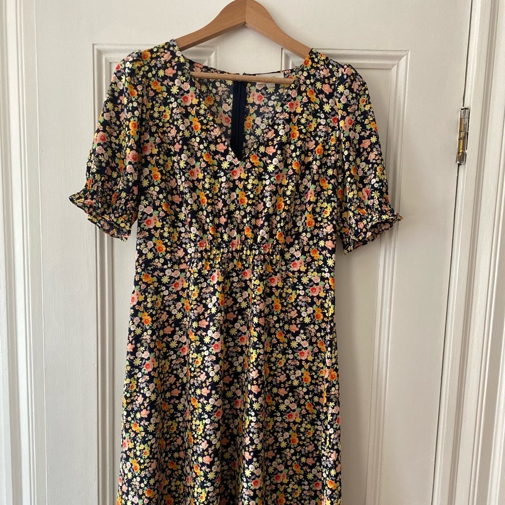 LOFT Black and Orange Puff Sleeve V-Neck Sundress